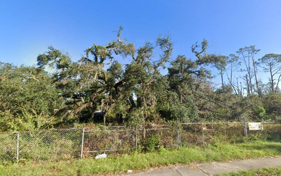 En Venta: $20,490 (0.88 acres)