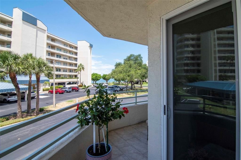 En Venta: $675,000 (3 camas, 2 baños, 1300 Pies cuadrados)