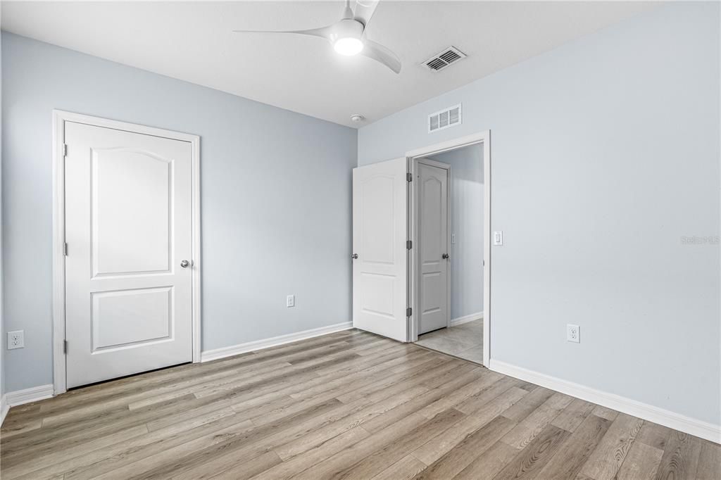 For Sale: $379,000 (3 beds, 2 baths, 1614 Square Feet)