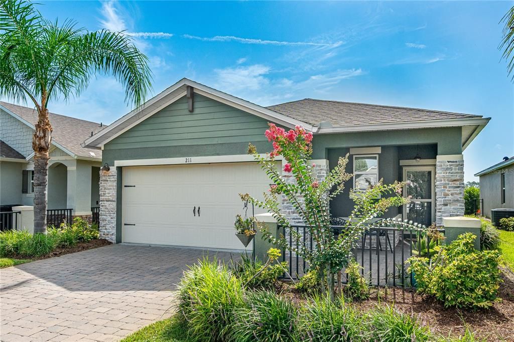For Sale: $379,000 (3 beds, 2 baths, 1614 Square Feet)