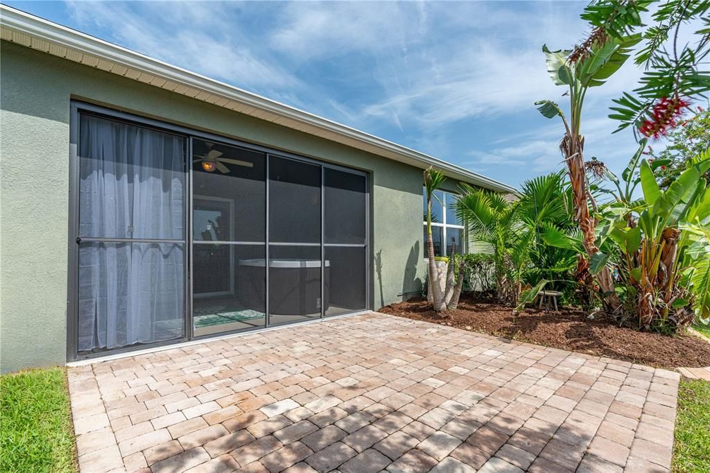 For Sale: $379,000 (3 beds, 2 baths, 1614 Square Feet)