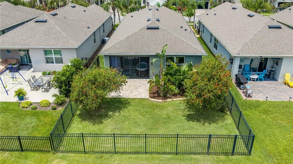 For Sale: $379,000 (3 beds, 2 baths, 1614 Square Feet)