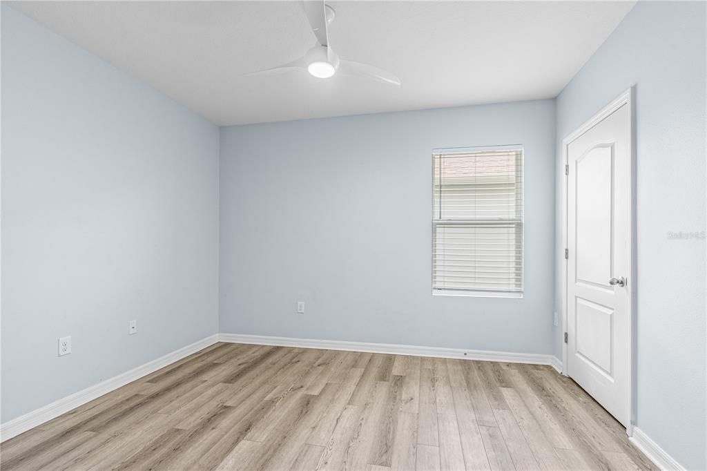 For Sale: $379,000 (3 beds, 2 baths, 1614 Square Feet)