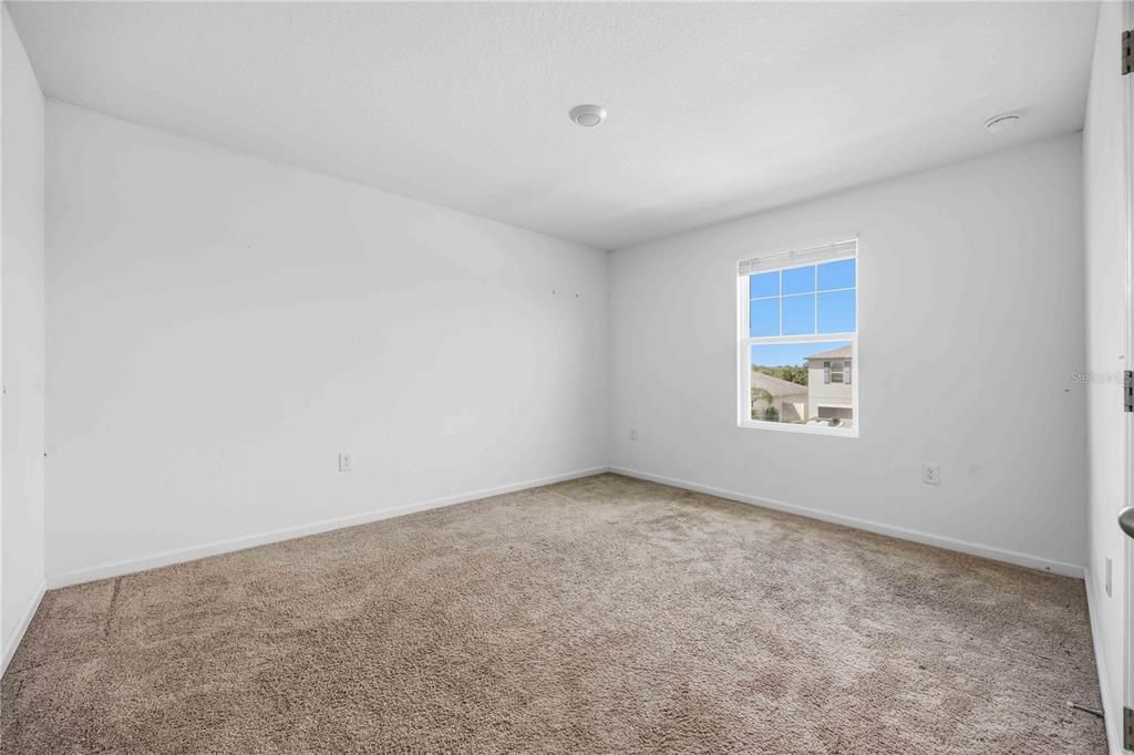 For Sale: $379,000 (4 beds, 3 baths, 2208 Square Feet)