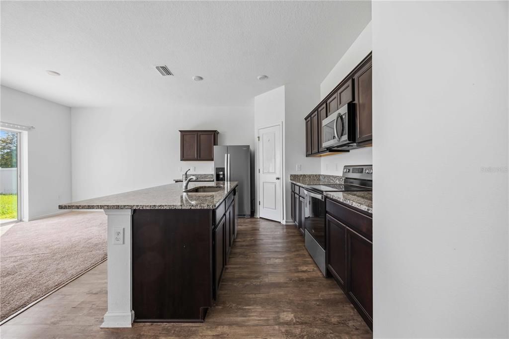 For Sale: $379,000 (4 beds, 3 baths, 2208 Square Feet)