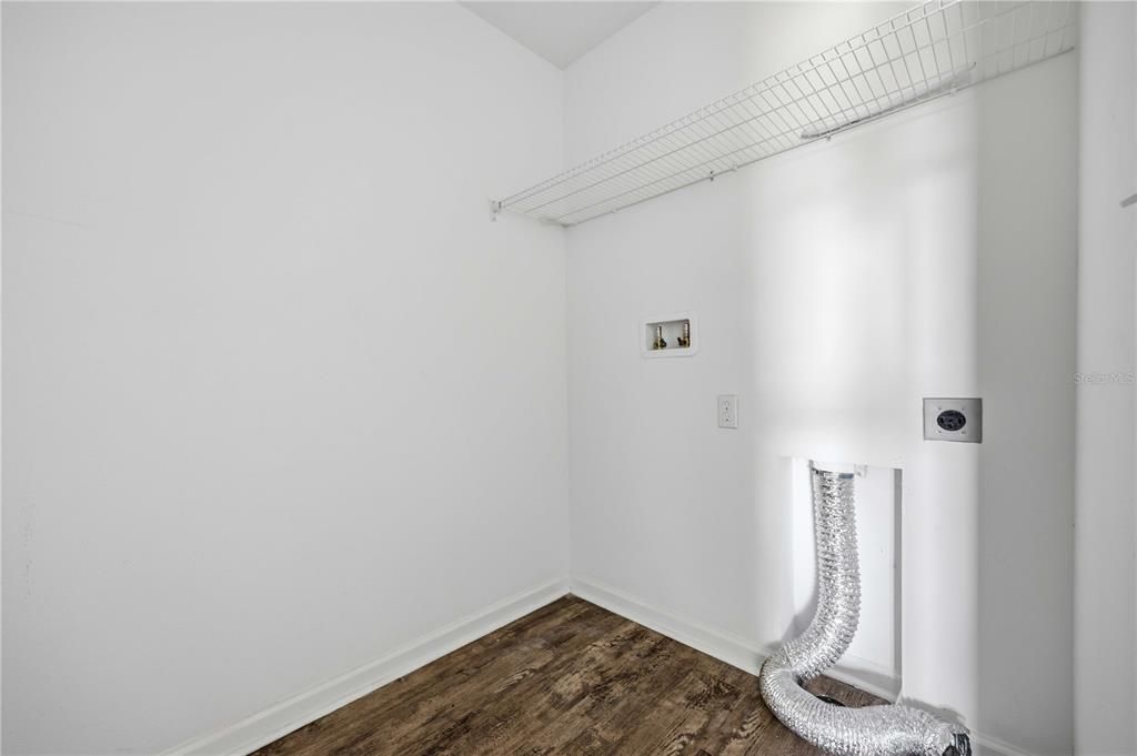 For Sale: $379,000 (4 beds, 3 baths, 2208 Square Feet)