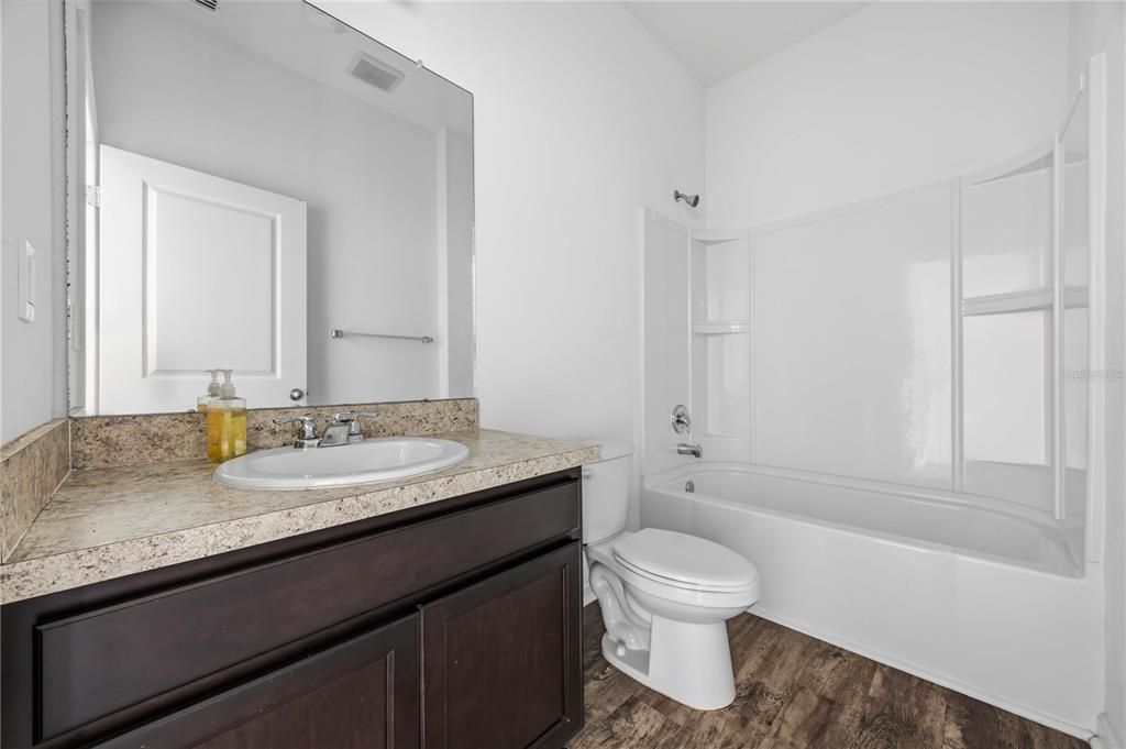 For Sale: $379,000 (4 beds, 3 baths, 2208 Square Feet)