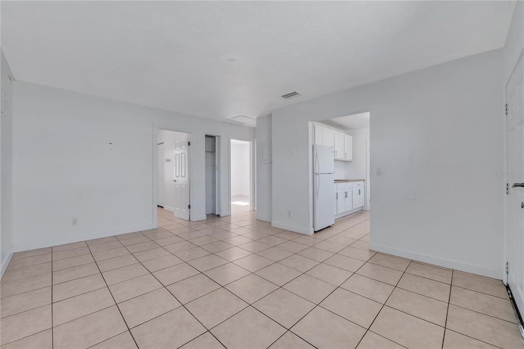 For Sale: $445,000 (4 beds, 0 baths, 1421 Square Feet)