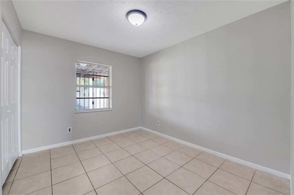 For Sale: $445,000 (4 beds, 0 baths, 1421 Square Feet)