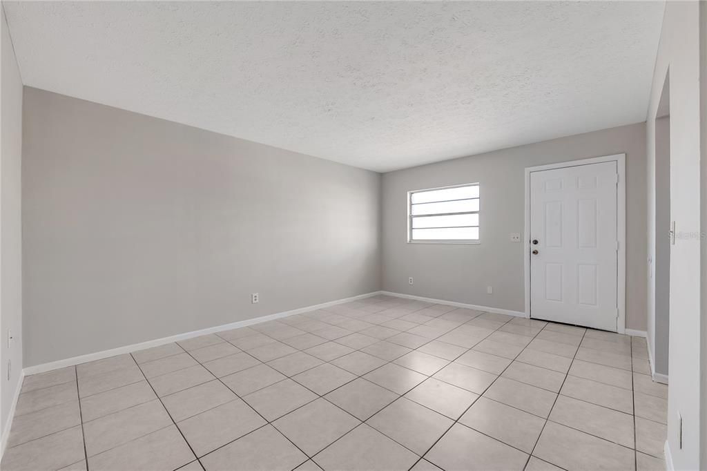 For Sale: $445,000 (4 beds, 0 baths, 1421 Square Feet)