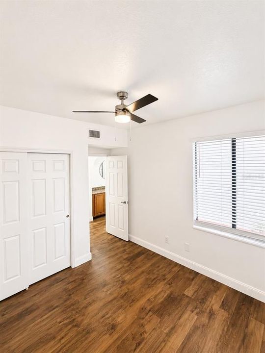For Rent: $2,150 (3 beds, 2 baths, 1633 Square Feet)