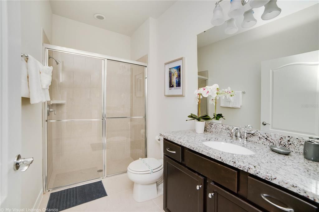 For Sale: $409,000 (5 beds, 4 baths, 2265 Square Feet)