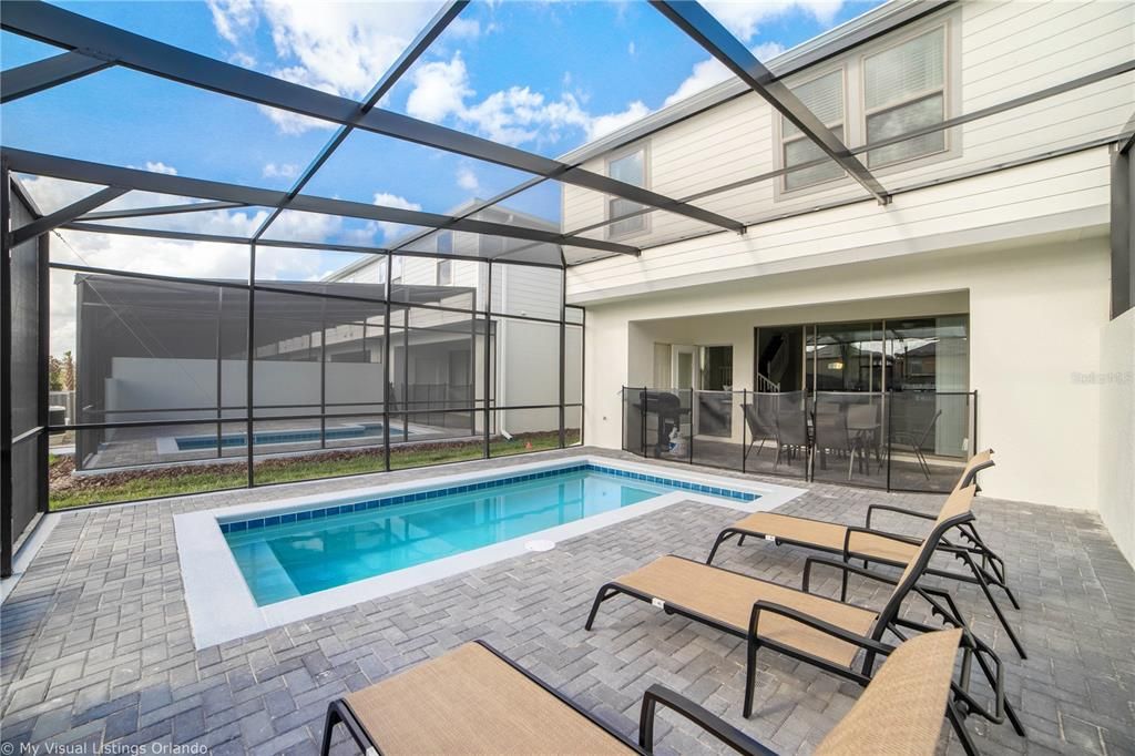 For Sale: $409,000 (5 beds, 4 baths, 2265 Square Feet)