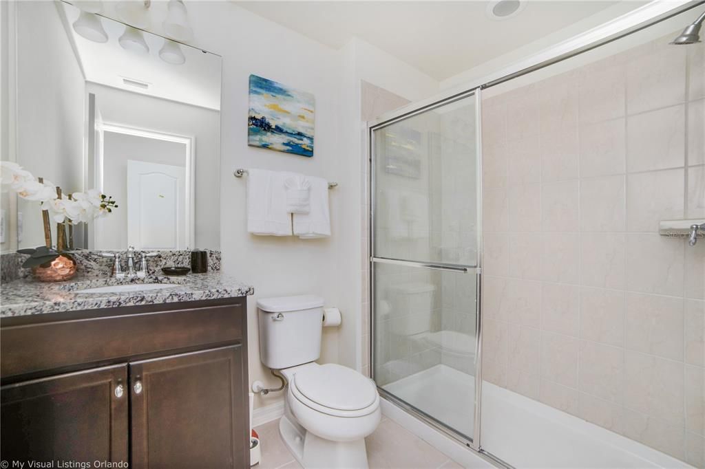 For Sale: $409,000 (5 beds, 4 baths, 2265 Square Feet)