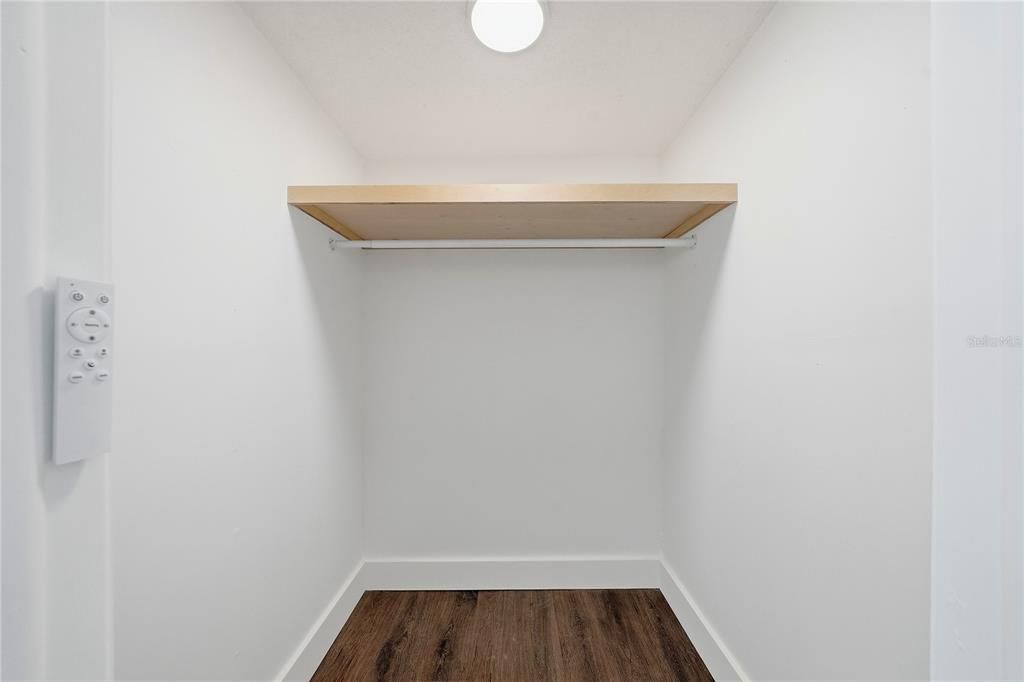 For Sale: $439,000 (2 beds, 2 baths, 1112 Square Feet)