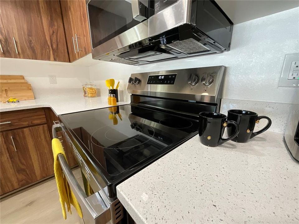 For Sale: $475,000 (3 beds, 2 baths, 1743 Square Feet)