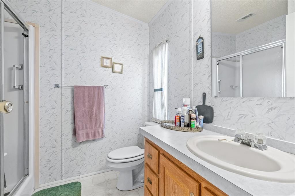 For Sale: $159,900 (2 beds, 2 baths, 1080 Square Feet)