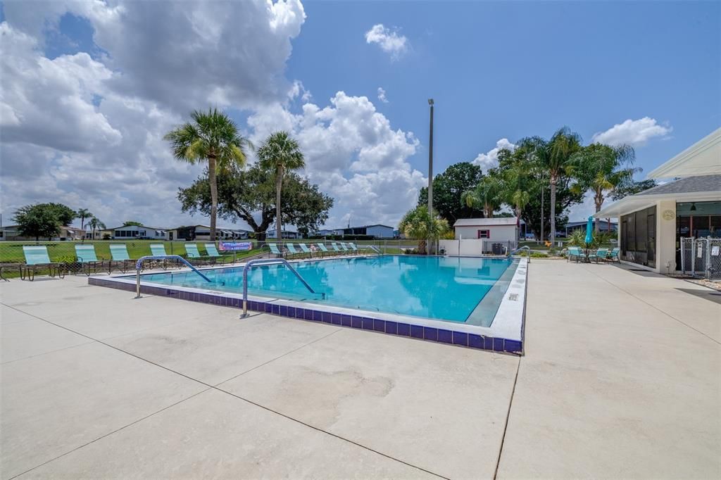 For Sale: $159,900 (2 beds, 2 baths, 1080 Square Feet)