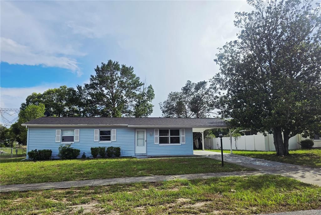 For Rent: $1,650 (3 beds, 1 baths, 1000 Square Feet)