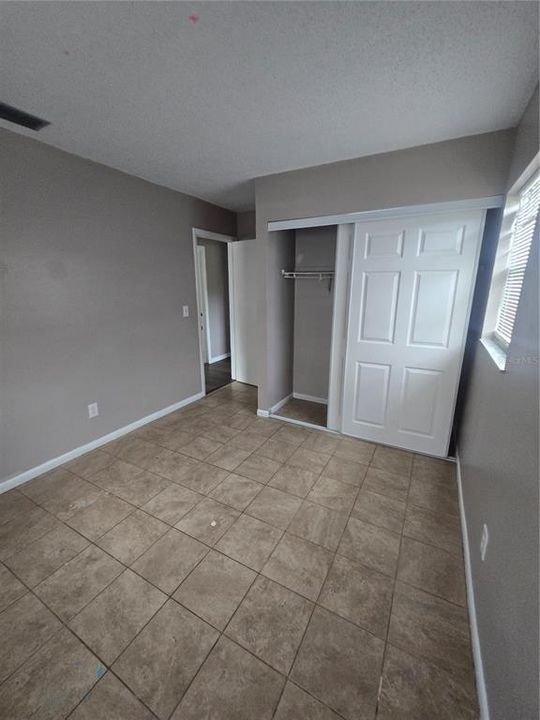 For Rent: $1,650 (3 beds, 1 baths, 1000 Square Feet)