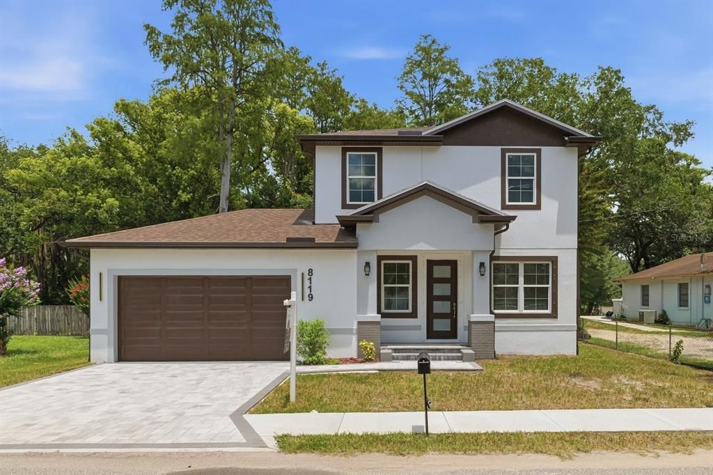 En Venta: $597,800 (4 camas, 3 baños, 2065 Pies cuadrados)