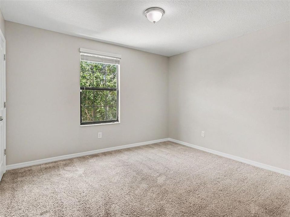 For Sale: $394,900 (5 beds, 2 baths, 2949 Square Feet)