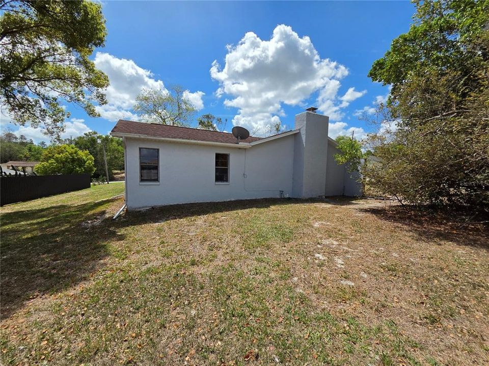 For Sale: $232,000 (2 beds, 2 baths, 1597 Square Feet)