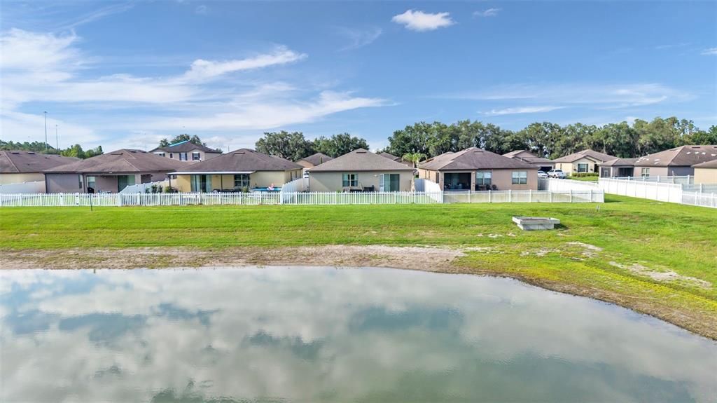 На продажу: $335,000 (4 спален, 3 ванн, 1938 Квадратных фут)