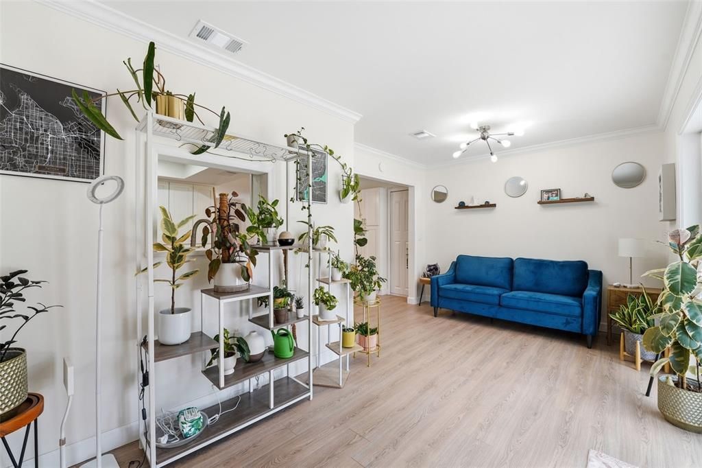 En Venta: $515,000 (3 camas, 2 baños, 1817 Pies cuadrados)