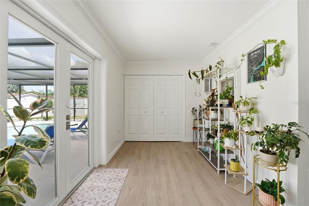 En Venta: $515,000 (3 camas, 2 baños, 1817 Pies cuadrados)
