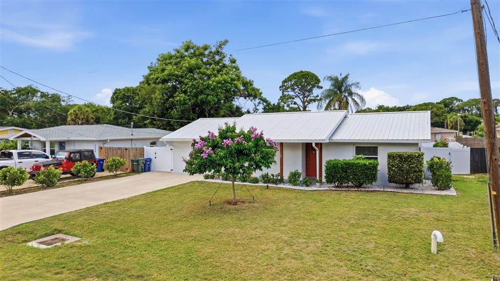 En Venta: $515,000 (3 camas, 2 baños, 1817 Pies cuadrados)