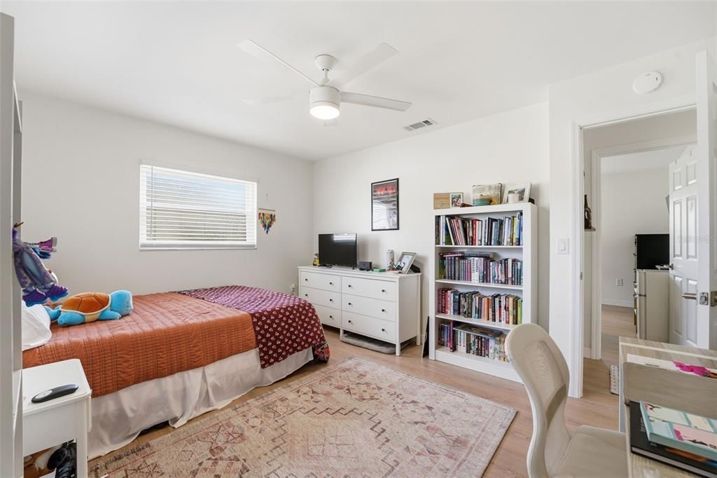 En Venta: $515,000 (3 camas, 2 baños, 1817 Pies cuadrados)
