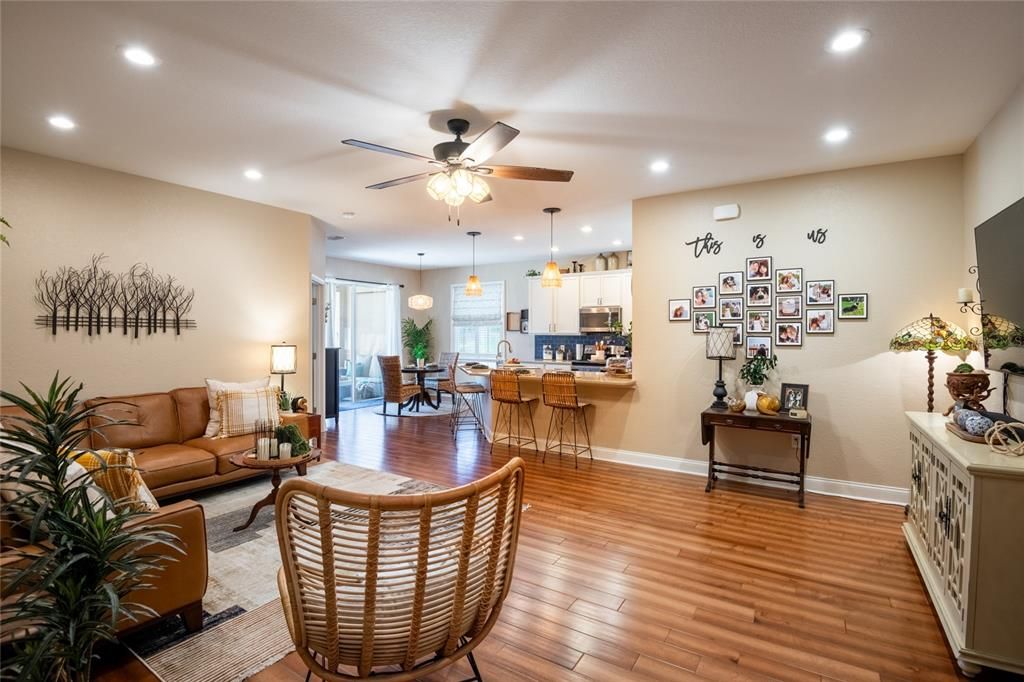 For Sale: $415,000 (3 beds, 2 baths, 1650 Square Feet)