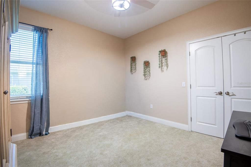 For Sale: $415,000 (3 beds, 2 baths, 1650 Square Feet)