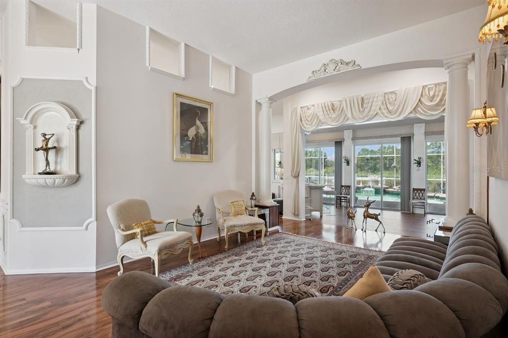 For Sale: $749,000 (3 beds, 3 baths, 2589 Square Feet)