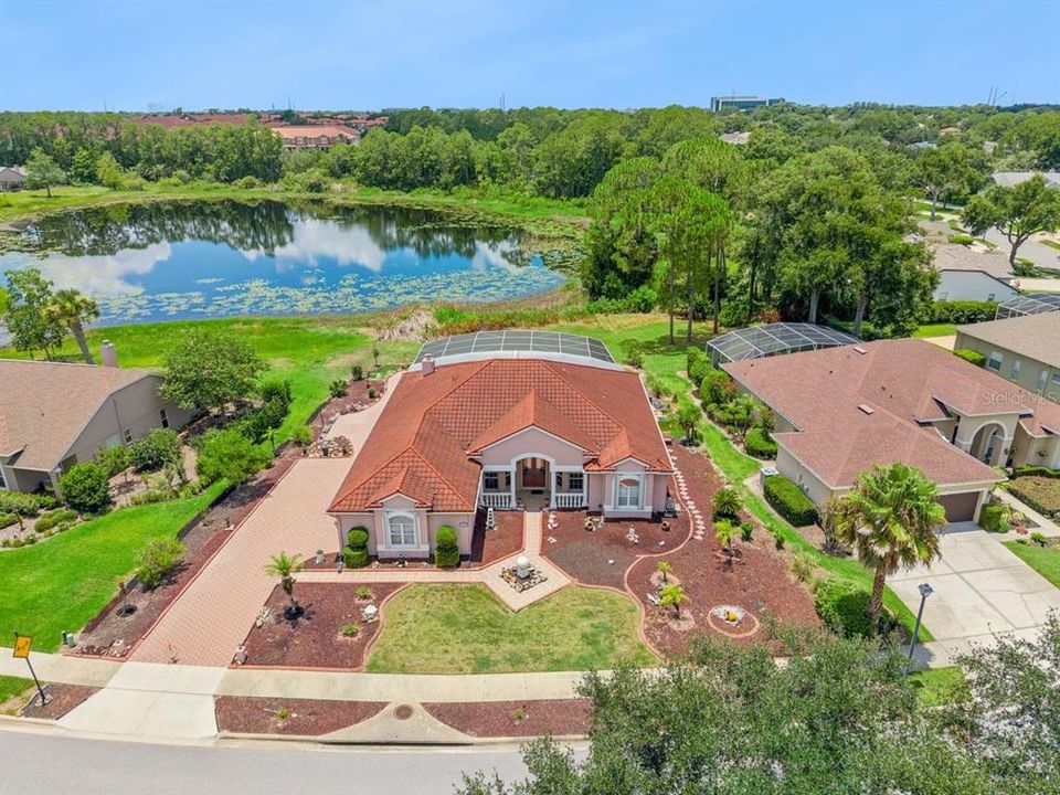 For Sale: $749,000 (3 beds, 3 baths, 2589 Square Feet)