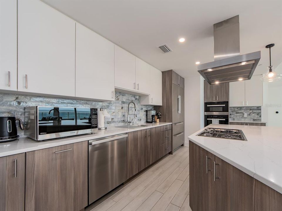 В аренду: $11,500 (3 спален, 3 ванн, 2240 Квадратных фут)