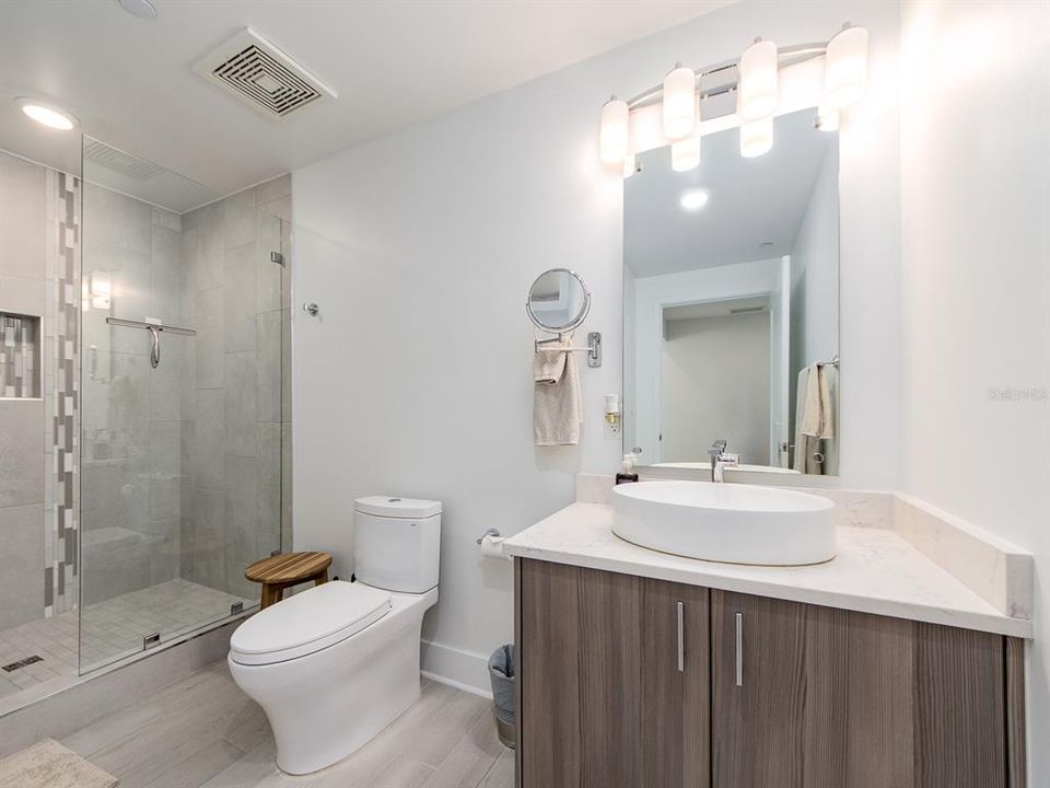 В аренду: $11,500 (3 спален, 3 ванн, 2240 Квадратных фут)