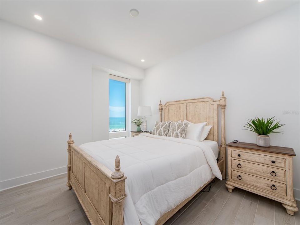 В аренду: $11,500 (3 спален, 3 ванн, 2240 Квадратных фут)