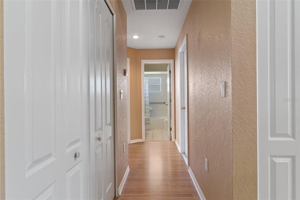 For Sale: $327,500 (4 beds, 2 baths, 1762 Square Feet)