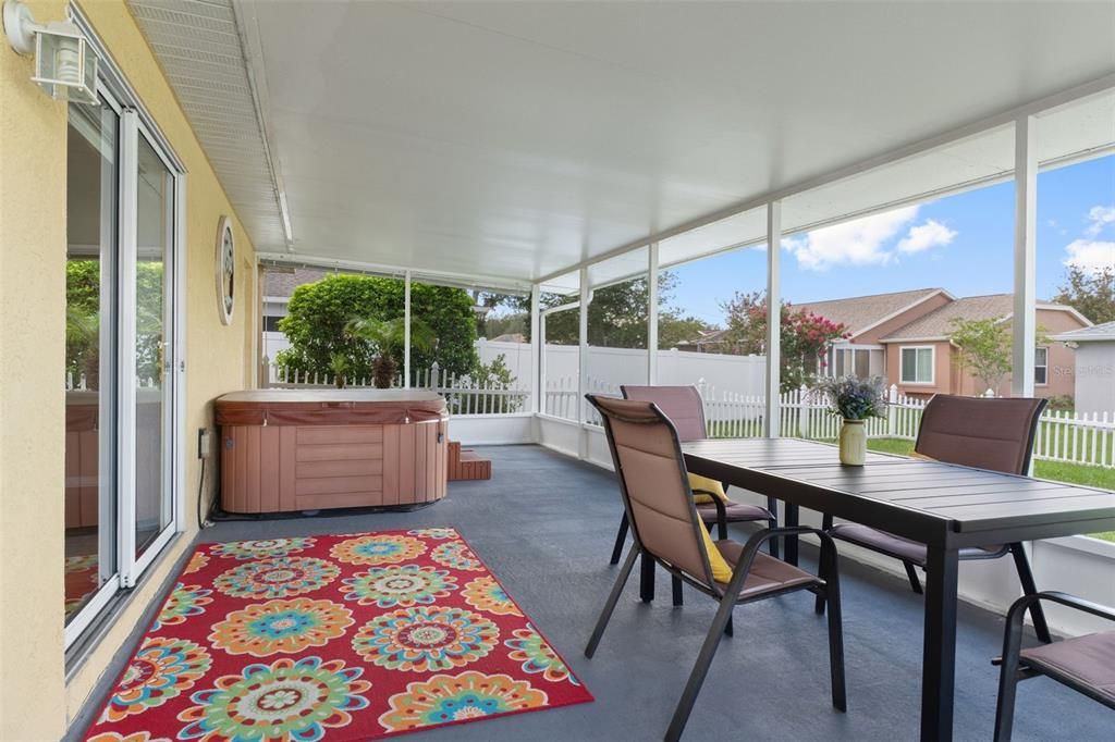 For Sale: $327,500 (4 beds, 2 baths, 1762 Square Feet)
