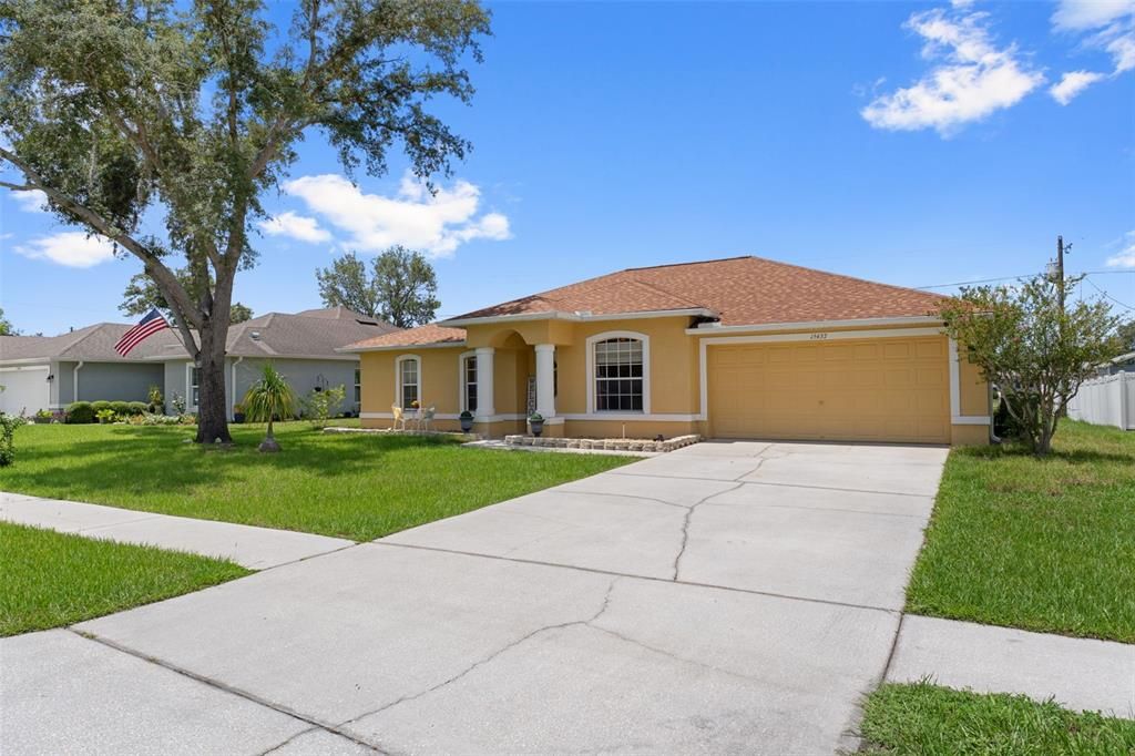 For Sale: $327,500 (4 beds, 2 baths, 1762 Square Feet)