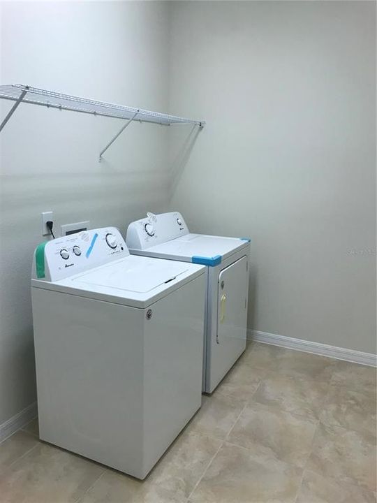 В аренду: $2,200 (4 спален, 2 ванн, 2144 Квадратных фут)