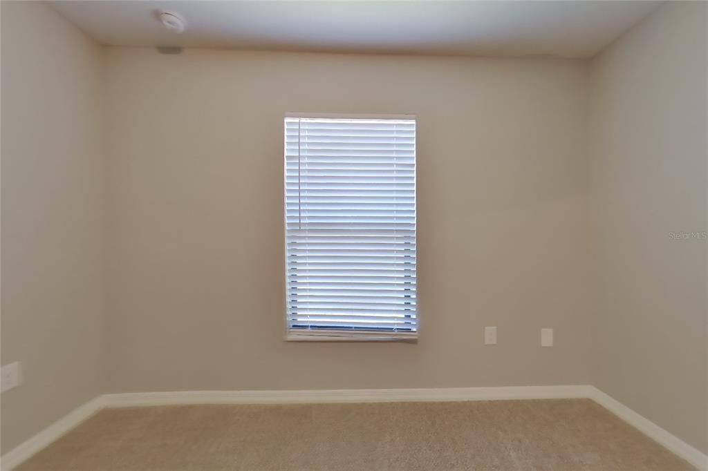 En Renta: $2,499 (5 camas, 3 baños, 1984 Pies cuadrados)