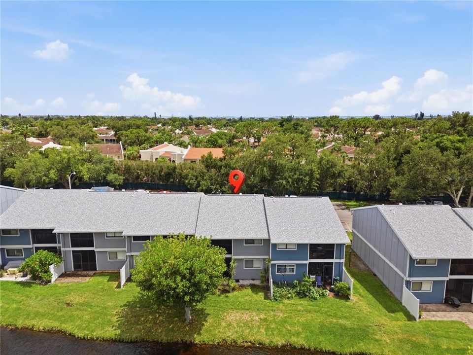 For Sale: $146,000 (2 beds, 2 baths, 948 Square Feet)