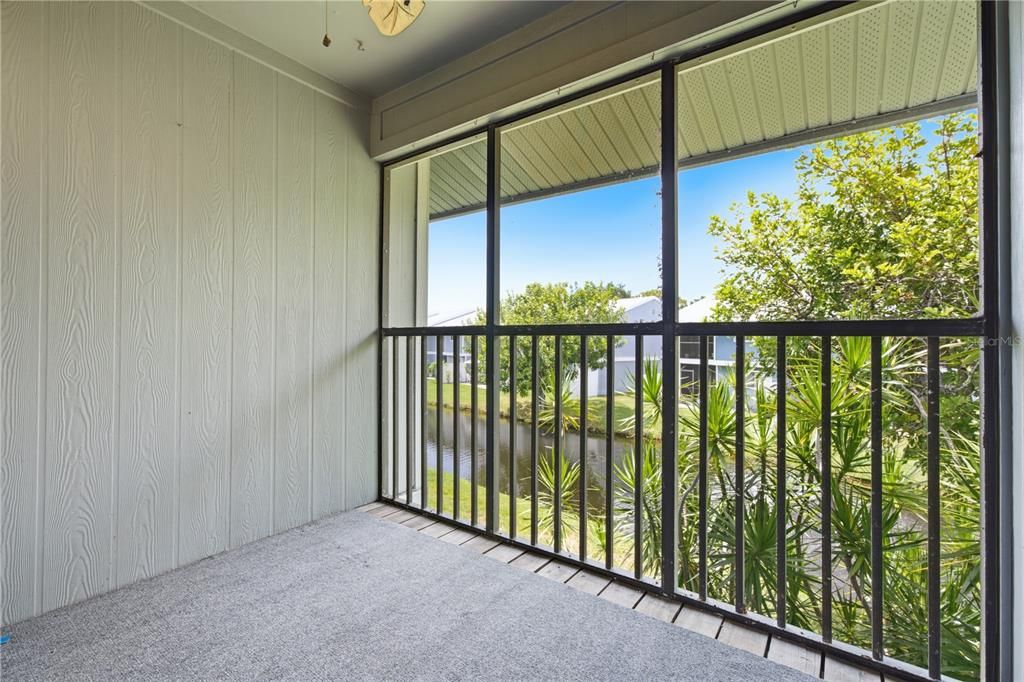 For Sale: $146,000 (2 beds, 2 baths, 948 Square Feet)