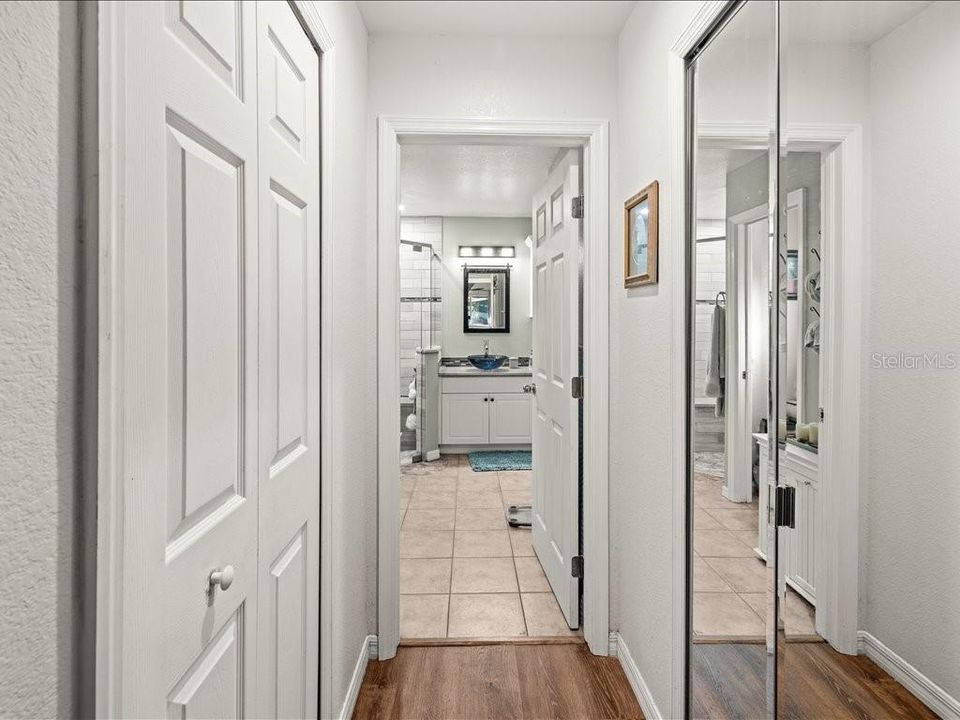 For Sale: $355,000 (3 beds, 2 baths, 1718 Square Feet)