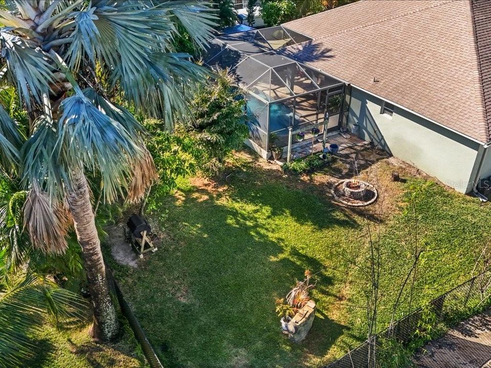 For Sale: $355,000 (3 beds, 2 baths, 1718 Square Feet)