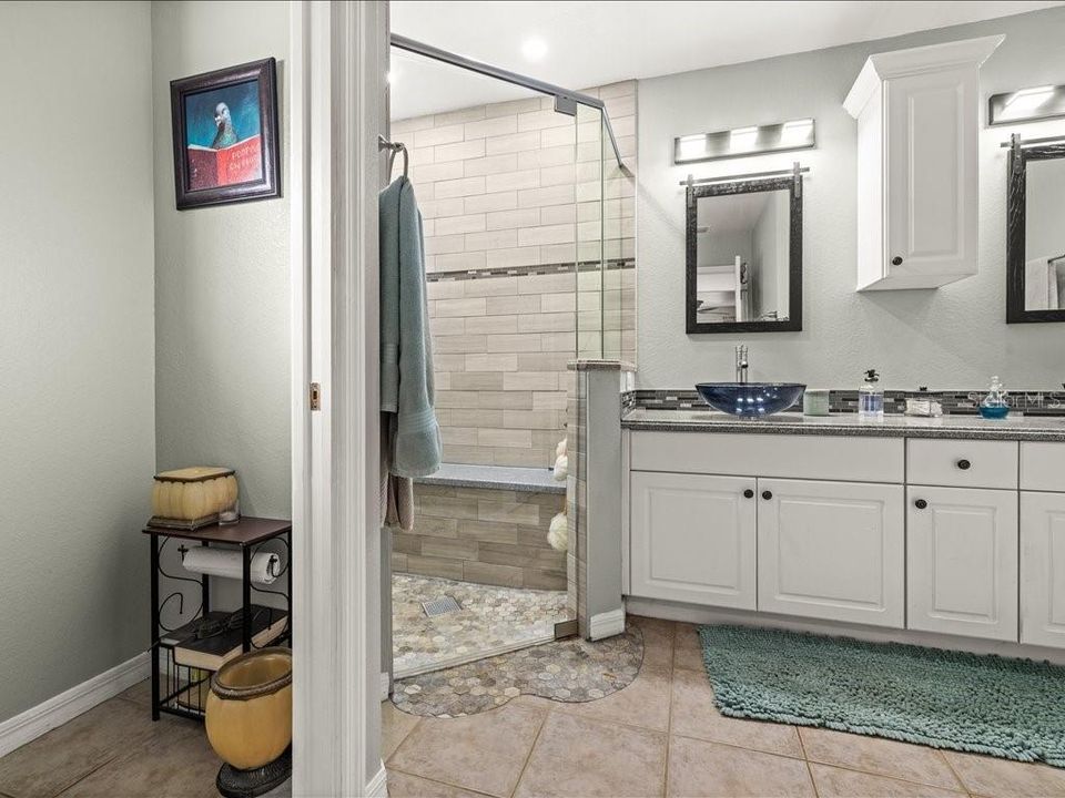 For Sale: $355,000 (3 beds, 2 baths, 1718 Square Feet)