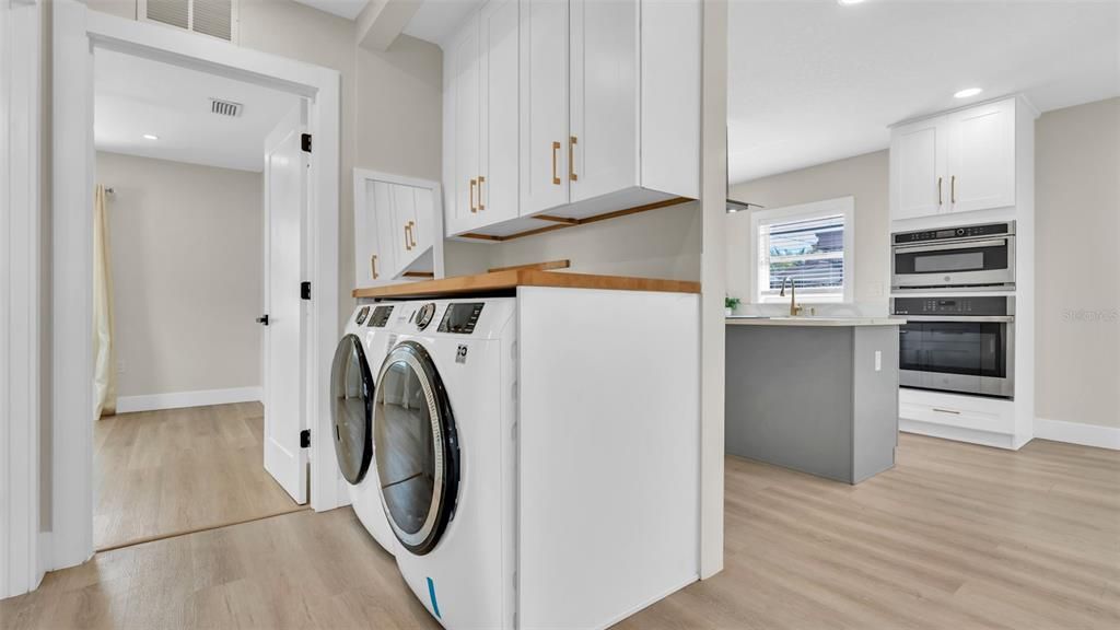 В аренду: $3,500 (3 спален, 2 ванн, 1175 Квадратных фут)